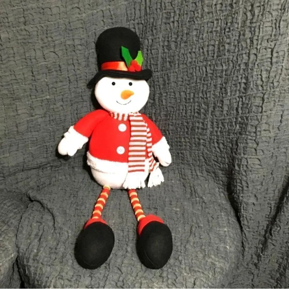 NWT Sitting Stuffed Snowman 